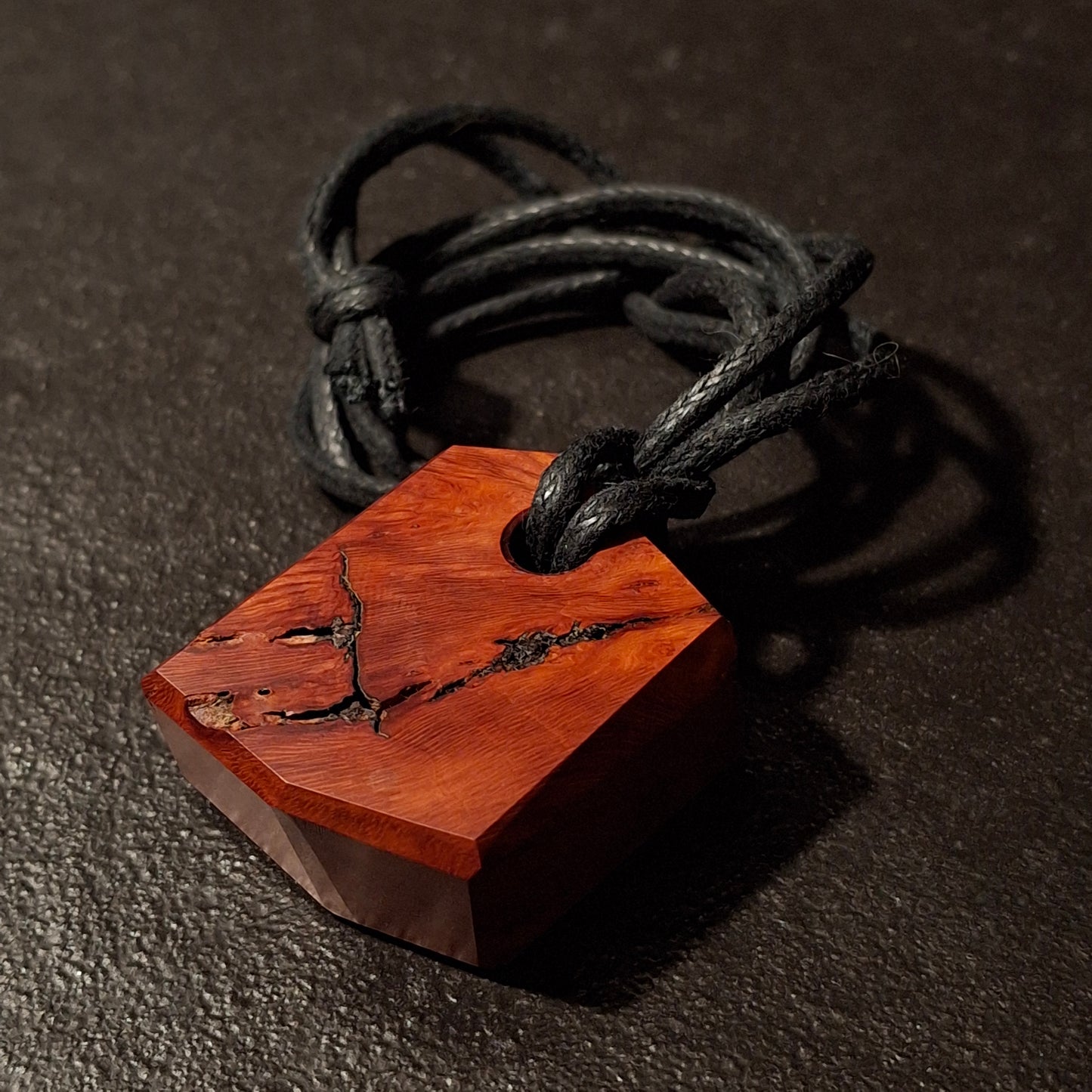Dreamwood Pendant – Halskette aus Red Mallee