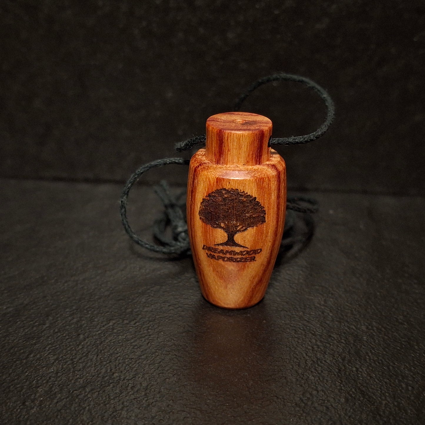 Dreamwood Pendant – Halskette aus Bahia Rosenholz